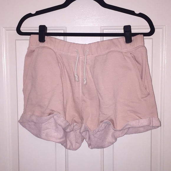 H&M cozy light pink shorts - Picture 1 of 2